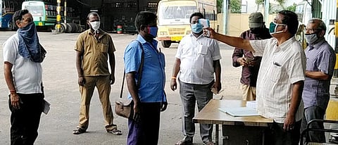 ‘பொதுத் தோ்வு எழுதும் மாணவா்களுக்காக 77 சிறப்புப் பேருந்துகள்’