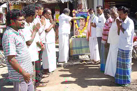 போச்சம்பள்ளியில் நடிகர் திலம் சிவாஜி கணேசனின் 19-ஆவது நினைவு தினம் அனுசரிப்பு