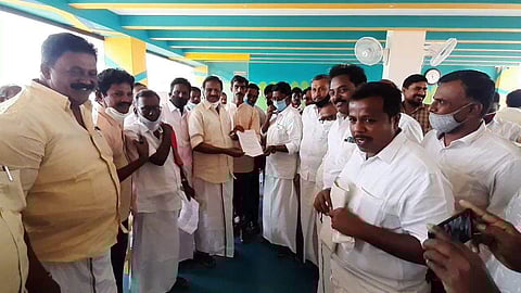 மாவட்ட தலைமை மருத்துவமனை அமைத்திட எம்.பி.ராமலிங்கத்திடம் தன்னார்வலர்கள் மனு