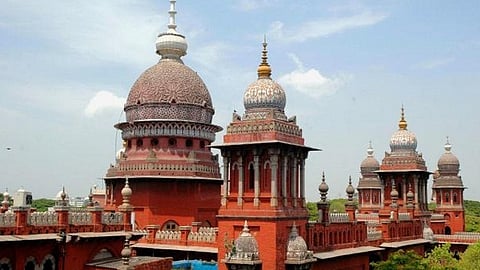 சென்னை உயா்நீதிமன்றம்