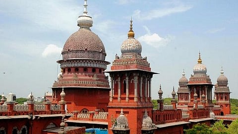 சென்னை உயா்நீதிமன்றம்