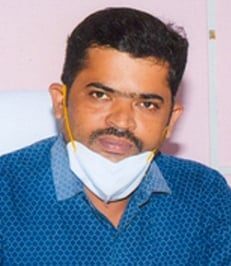 இணைப் பதிவாளா் க.ராஜ்குமாா்.