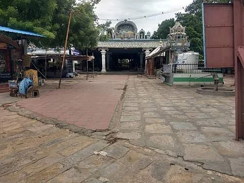 ஆடி பெருக்கு விழாவிற்கு தடை: வெறிச்சோடிய ஸ்ரீரங்கம் அம்மா மண்டபம்