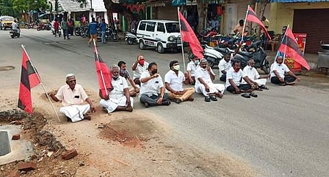 திருப்பூரில் மதிமுகவினர் சாலை மறியல்