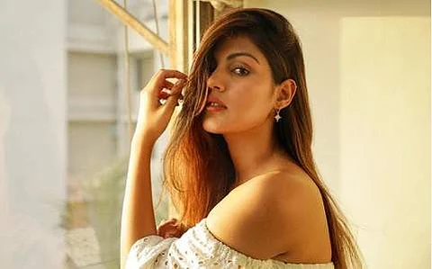 சுசாந்த் சிங் மரண வழக்கு: நடிகை ரியா மீது போதைப் பொருள் தடுப்புப் பிரிவு வழக்கு