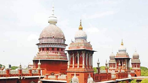 உயர்நீதிமன்றம் உத்தரவு