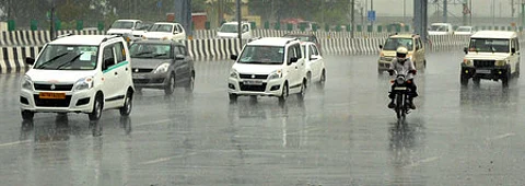 மழை (கோப்புப்படம்)
