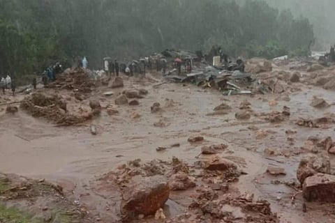 கேரளத்தில் நிலச்சரிவு