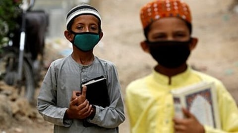 பாகிஸ்தான்: பாதிப்பு 2,99,855-ஆக அதிகரிப்பு