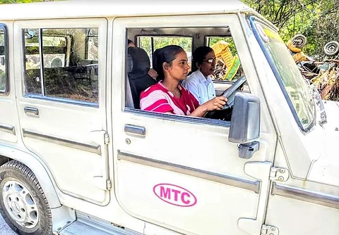 மாநகரப் போக்குவரத்துக் கழகம் சார்பில் இலகுரக வாகன ஓட்டுநர் பயிற்சி