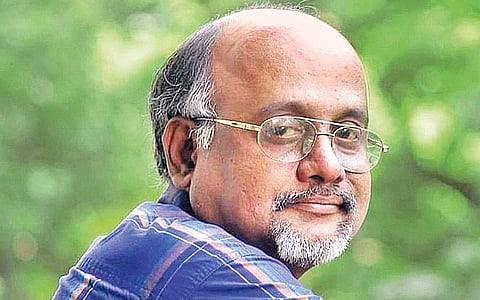 "வைட் ஆங்கிள்' லென்ஸ் !