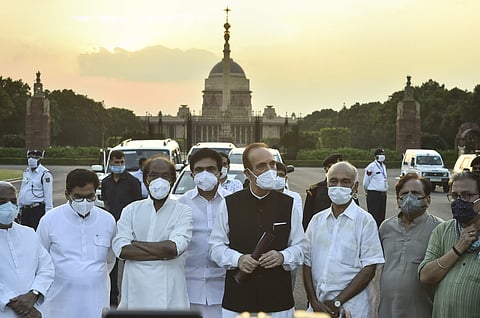 வேளாண் மசோதாக்கள்: குடியரசுத் தலைவரிடம் எதிர்க்கட்சியினர் நேரில் வலியுறுத்தல்