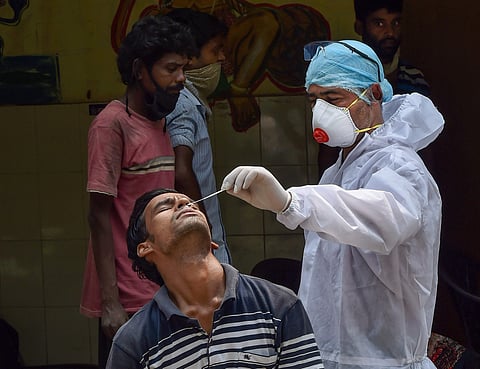 ஒடிசாவில் இதுவரை இல்லாத அளவிற்கு ஒரே நாளில் 4,356 பேருக்கு கரோனா வைரஸ் தொற்று உறுதி