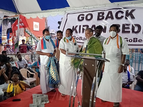 ஆளுநா் கிரண் பேடிக்கு எதிராக ஜன. 22 முதல் தொடா் போராட்டம்: புதுவை முதல்வா் நாராயணசாமி