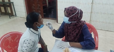 தென்காசியில் நடைபெற்ற பல் மருத்துவ முகாம்.