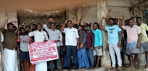 வேளாண் சட்டங்களை திரும்பப் பெற வலியுறுத்தி போராட்டம்