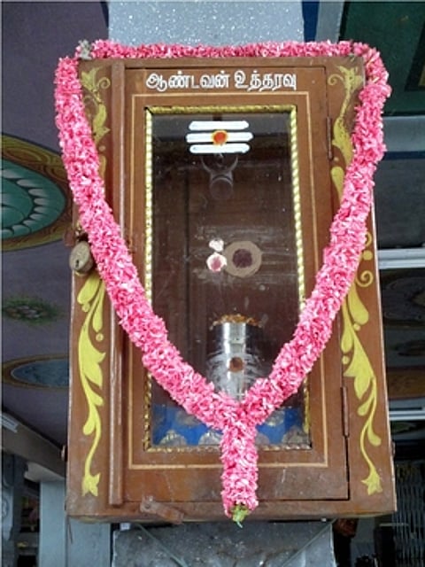 ஆண்டவன் உத்தரவு: சிவன்மலை முருகன் கோயிலில் மக்காச்சோளம் வைத்துப் பூஜை