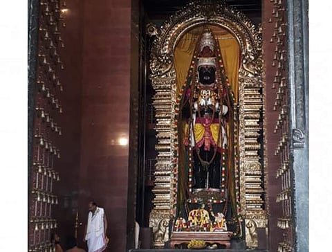 திருவோணமங்கலம் ஞானபுரியில் எழுந்தருளியுள்ள 33 அடி உயர ஆஞ்சநேயர்.