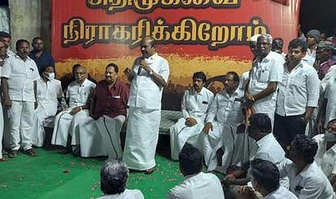 மக்கள் கிராம சபை க் கூட்டத்தில் பேசிய அரக்கோணம் எம்.பி. ஜெகத்ரட்சகன்