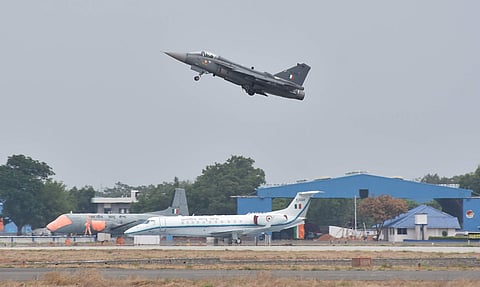 ரூ.48,000 கோடியில் 83 தேஜஸ் போர் விமானங்கள் வாங்க மத்திய அமைச்சரவை ஒப்புதல்