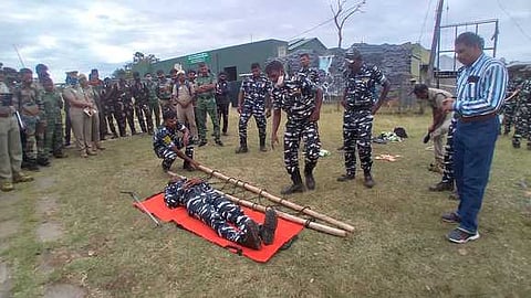 முதுமலை புலிகள் காப்பகப் பணியாளா்களுக்குத் தற்காப்பு பயிற்சி