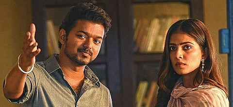 திரையரங்குகளில் வெளியானது விஜய்யின் மாஸ்டர் படம்: ரசிகர்கள் என்ன சொல்கிறார்கள்?