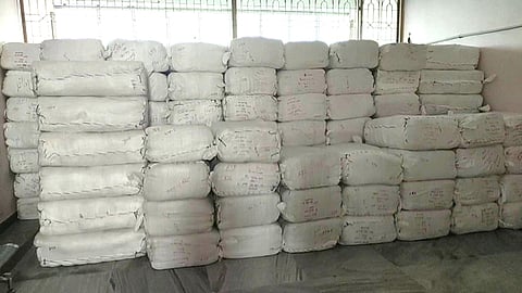 சங்கரன்கோவிலுக்கு 1.70 லட்சம் வேட்டி, சேலைகள்