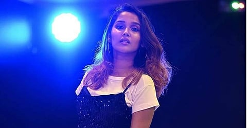 படம் - twitter.com/anikhaoffl_