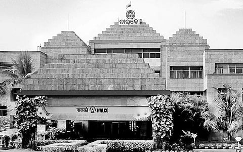 வேலை... வேலை... வேலை...