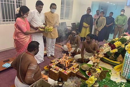 ஈரோட்டில் எஸ்.கே.எம்.சித்த மருத்துவமனை புதிய கிளை திறப்பு