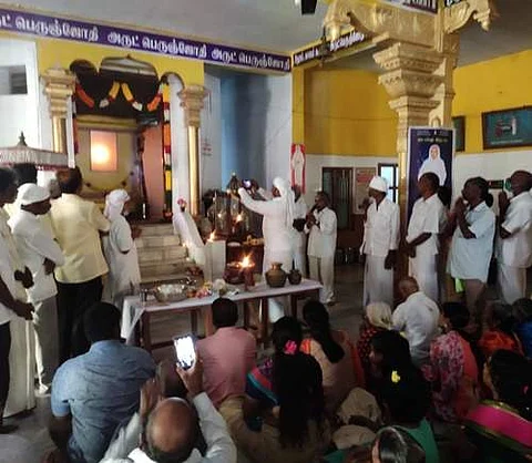 விழுப்புரம் வள்ளலார் அருள் மாளிகையில் தைப்பூச விழா ஜோதி தரிசனம்.