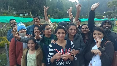 கொடைக்கானல் பிரையண்ட் பூங்காவில் குவிந்த வெளிமாநில சுற்றுலாப் பயணிகள்.