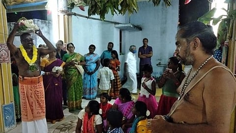 ஆறுமுகனேரி கோயிலில் திருமுறை பாராயணம்