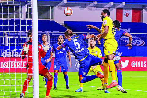 ஐஎஸ்எல்: பெங்களூரை வீழ்த்தியது மும்பை