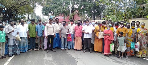 வீட்டுமனை வழங்கக் கோரி ராணிப்பேட்டை ஆட்சியா் அலுவலகம் முற்றுகை