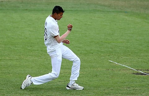 ‘டெபியு’வை வீழ்த்திய ‘டெபியு’