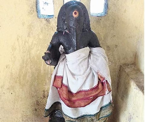 கல்லெறிந்து கடவுளை வழிபட்ட நாயனார்!