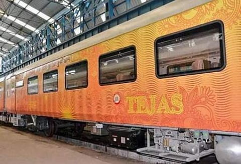 தேஜஸ் விரைவு ரயில்