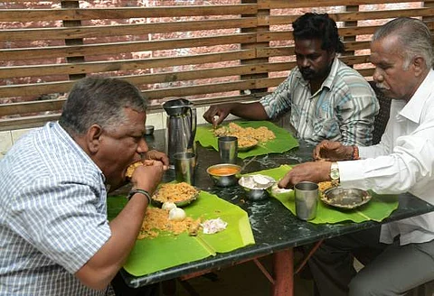 உணவகங்கள், கடைகள் இரவு 11 மணிவரை திறக்க அனுமதி