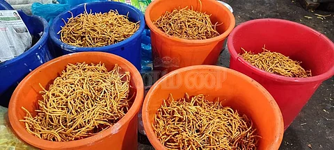 கீழ ஈரால் காரசேவு