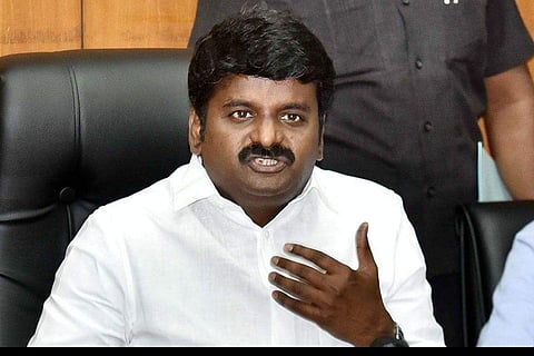 சென்னையில் சி. விஜயபாஸ்கருக்கு தொடர்புடைய அலுவலகத்துக்கு சீல்