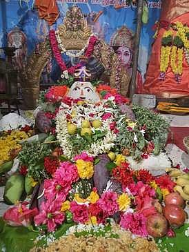 அன்னாபிஷேக அலங்காரத்தில் நாமக்கல், என்.புதுப்பட்டியில் உள்ள குபேர ஈஸ்வரா்.