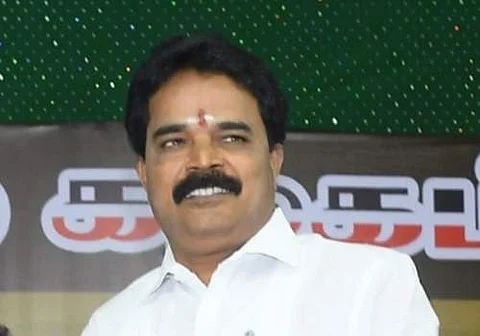 தமிழ்நாடு கூட்டுறவு வங்கி தலைவர் இளங்கோவன்
