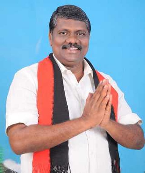 திருப்போரூா் ஒன்றியக் குழு தலைவராக முன்னாள் எம்எல்ஏ இதயவா்மன் தோ்வு