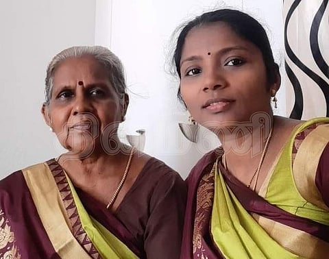 மாமியார் அமுதவல்லியுடன் மருமகள் சுபிதா.