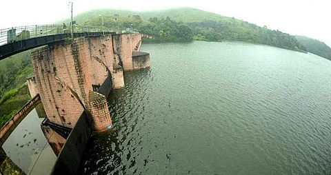 முல்லைப் பெரியாறு அணை.