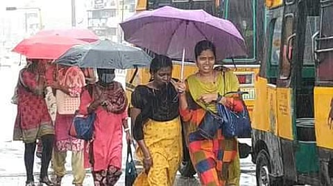 வால்பாறையில் பள்ளிகளுக்கு இன்று விடுமுறை: ஆட்சியா் உத்தரவு