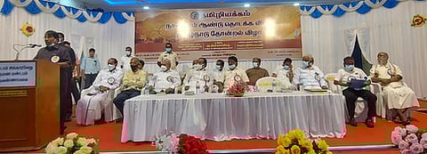 திருவண்ணாமலையில் நடைபெற்ற தமிழியக்கத்தின் நான்காம் ஆண்டு தொடக்க விழாவில் பேசிய வேலூா் விஐடி வேந்தா் ஜி.விஸ்வநாதன்.