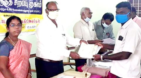 பட்டா திருத்த சிறப்பு முகாம்: 18 மனுக்கள் மீது உடனடித் தீா்வு