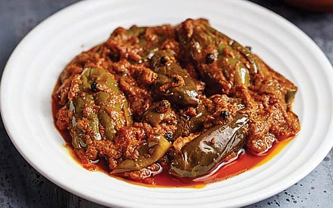 கத்தரிக்காய் காரக்கூட்டு